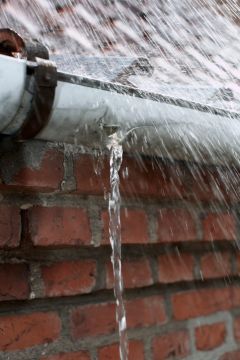 Gutter repair in Miamiville by Gutter Geniuses